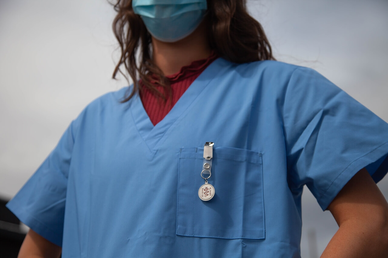 身為護理師的畢業生可自動獲得延長2年的485簽證。